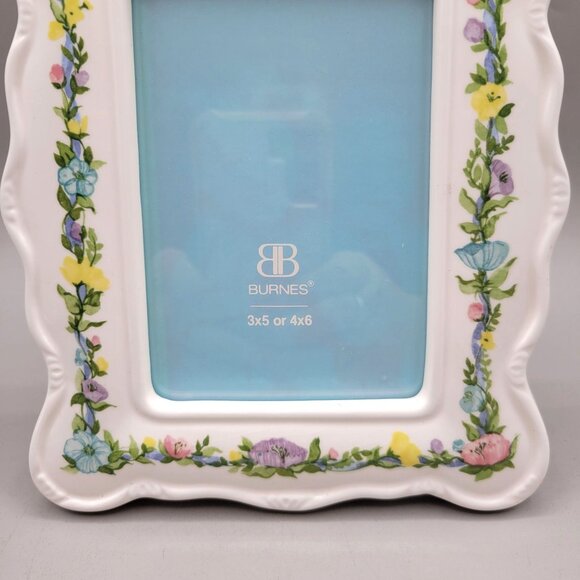Ceramic Floral Picture Frame Scalloped Edges 3x5 or 4x6 Photos Burnes of Boston - Picture 7 of 8
